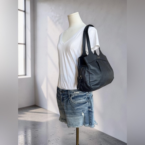 Authentic Coach Lexi Navy Graphite Leather Shoulder Handbag - Picture 14 of 15